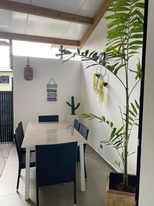 L'Aire Sans Soucis Apartment Le Bois de Nefles  Exterior photo
